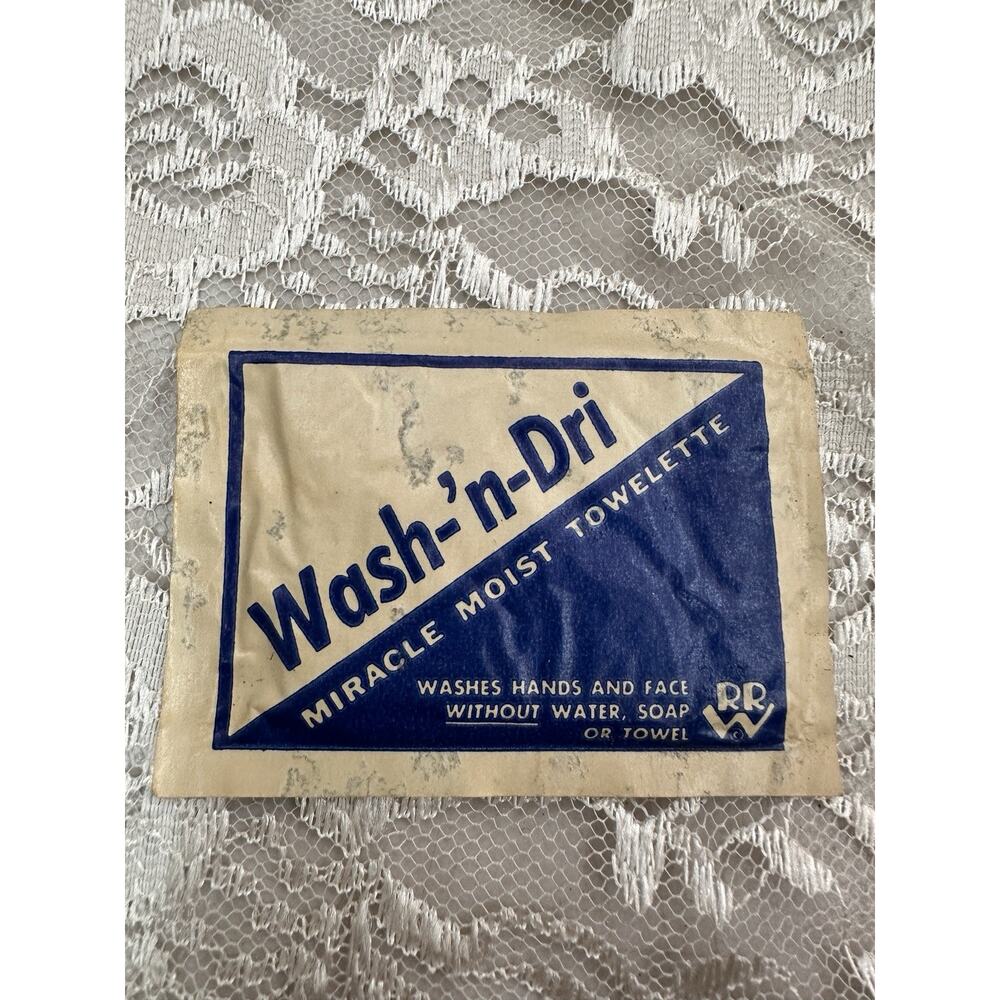 Wash-‘N-Dri Miracle Moist Towelette R.R. Williams 1950s-60s Movie Prop